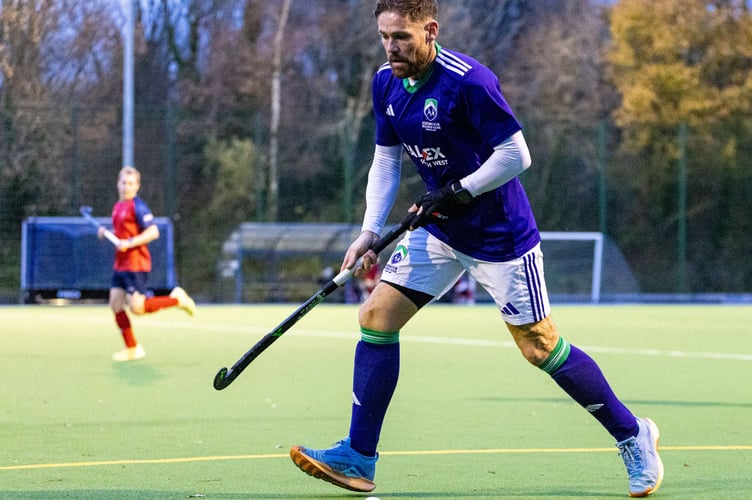 Phil Hampson opened the scoring for Ashmoor Men's Second team but it wasnt enough to beat Devonport. 