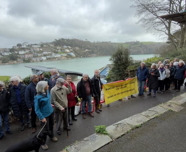 Dartmouth demands action on Warfleet Road closure as dispute persists