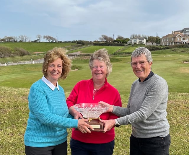 Thurlestone’s Pam and Heather were the pair to beat