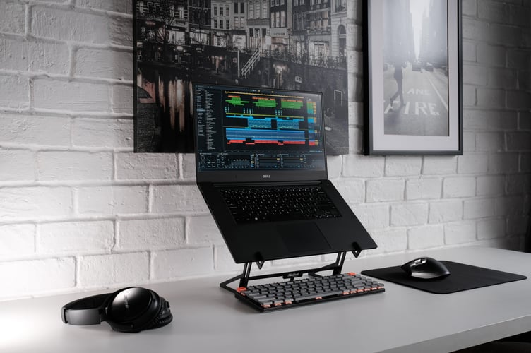 Devon work hubs mark European coworking day- Image by Riekus from Pixabay