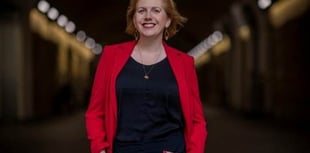 Burgh Island welcomes bestselling author Clare Mackintosh