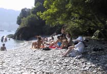 Restore Lighthouse Beach access, say locals