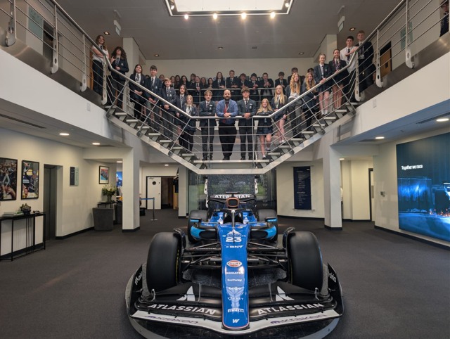 Ivybridge Community College students at the Williams F1 factory